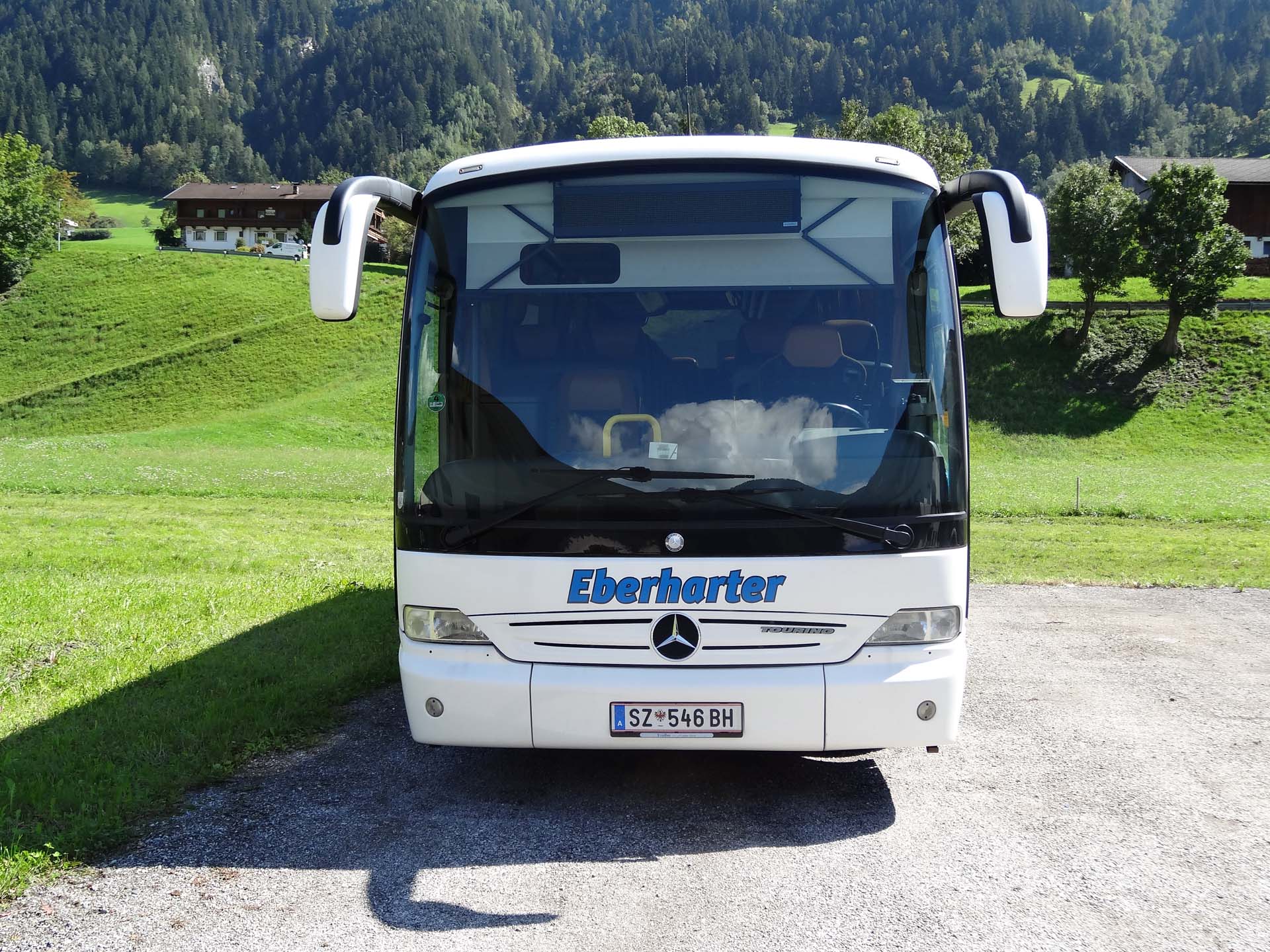 Fahrzeuge, Taxis, Busverkehr